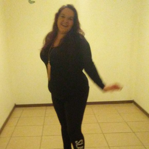Meet your Posher, Tiffany - Picture 1 of 1